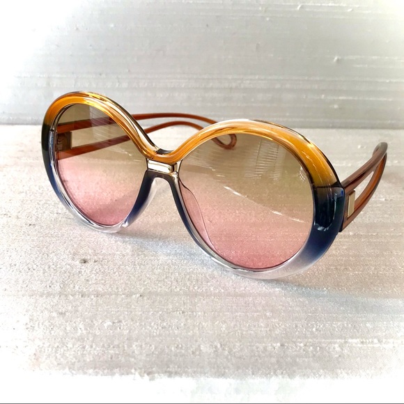 ☀️Coloful Gradient Sunglasses☀️ - Picture 5 of 6